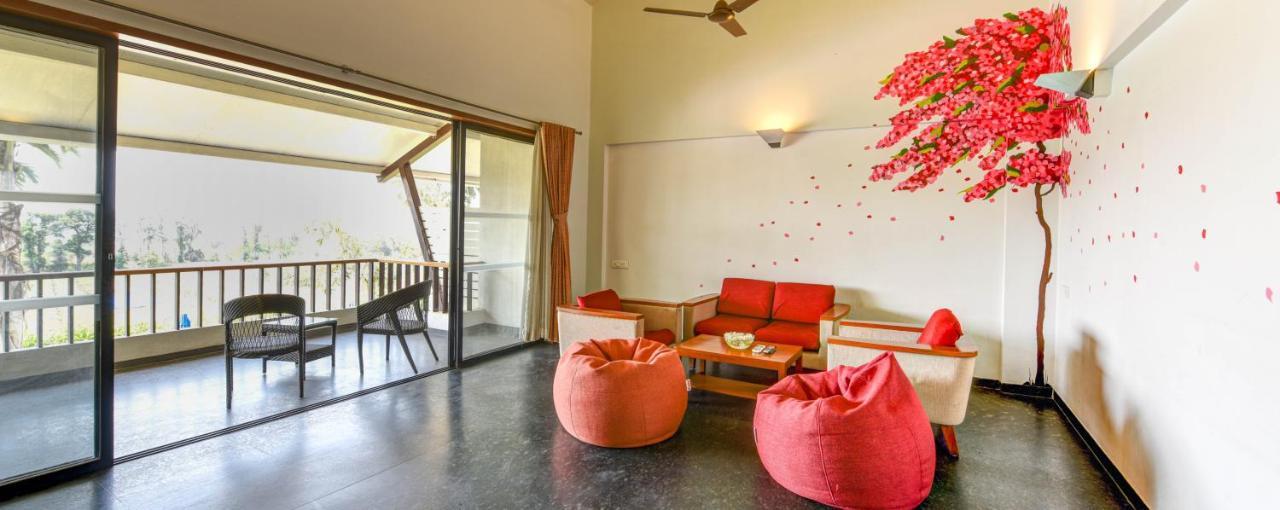 Regenta Soma Vine Village 4*